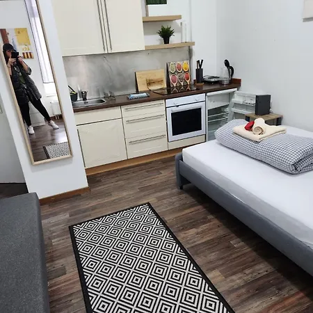 Appartement Boarding Mit Wifi & Parken Augsburg